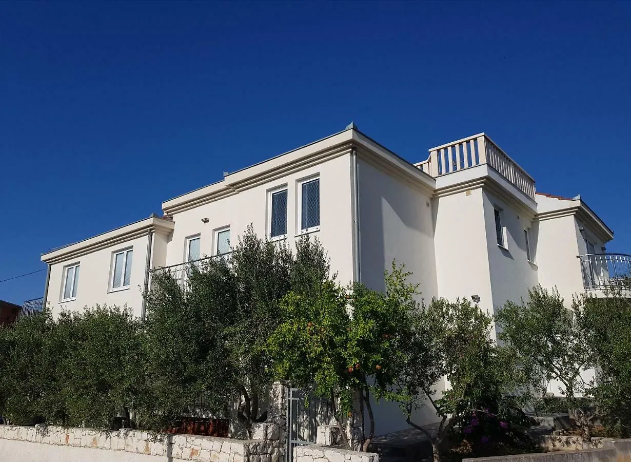 Dondras Residence Trogir