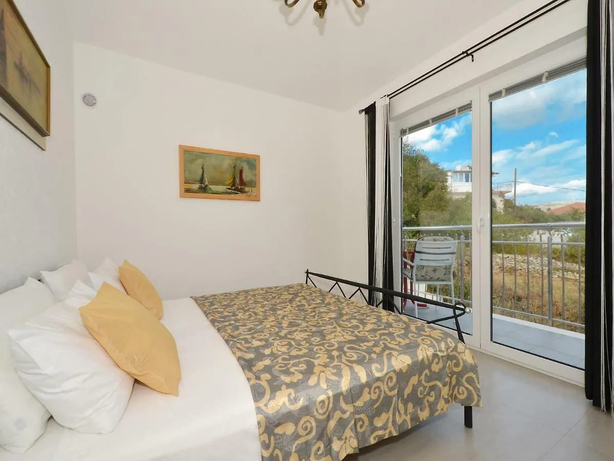 Apartment Dondras Residence Trogir Croatia
