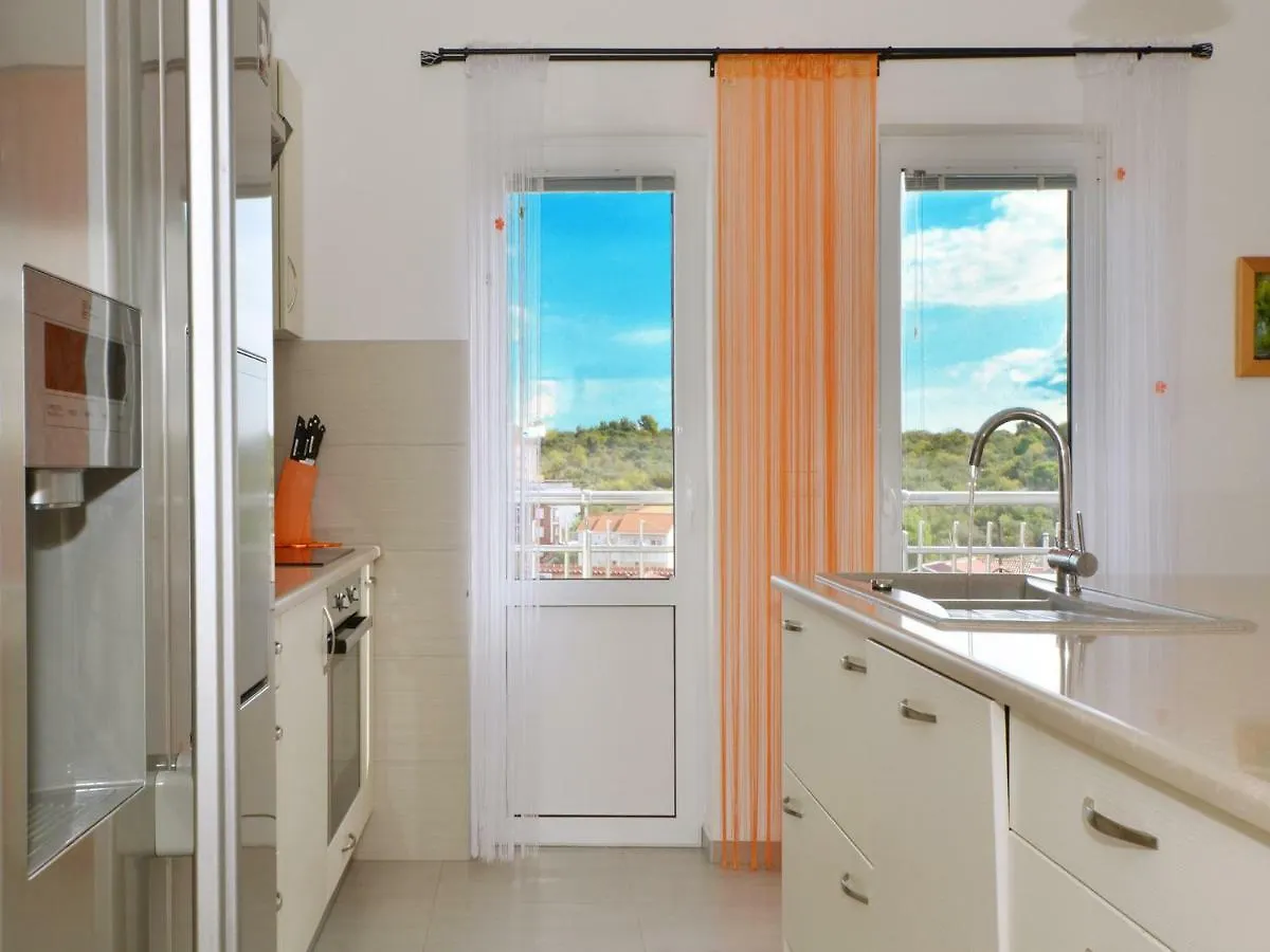 Apartment Dondras Residence Trogir