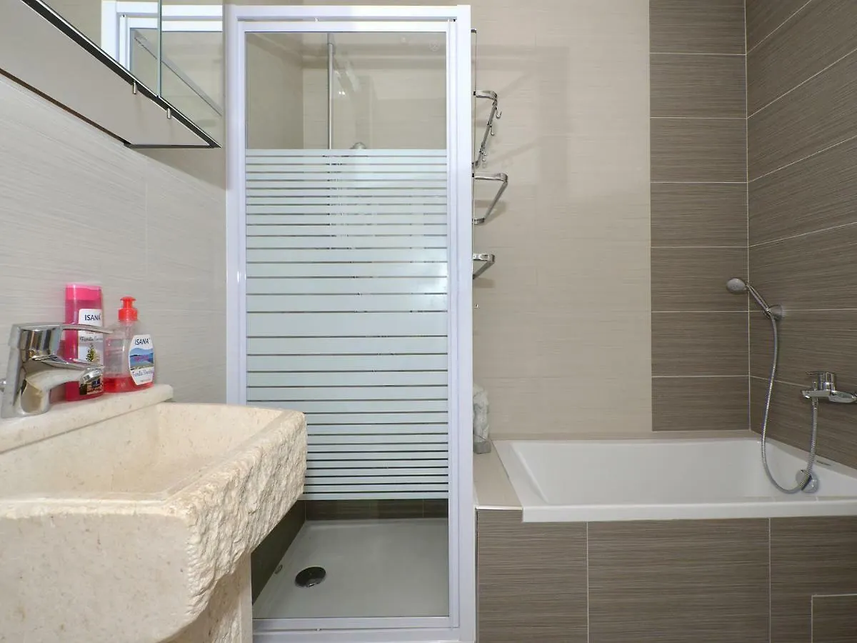 Dondras Residence Trogir Kroatien
