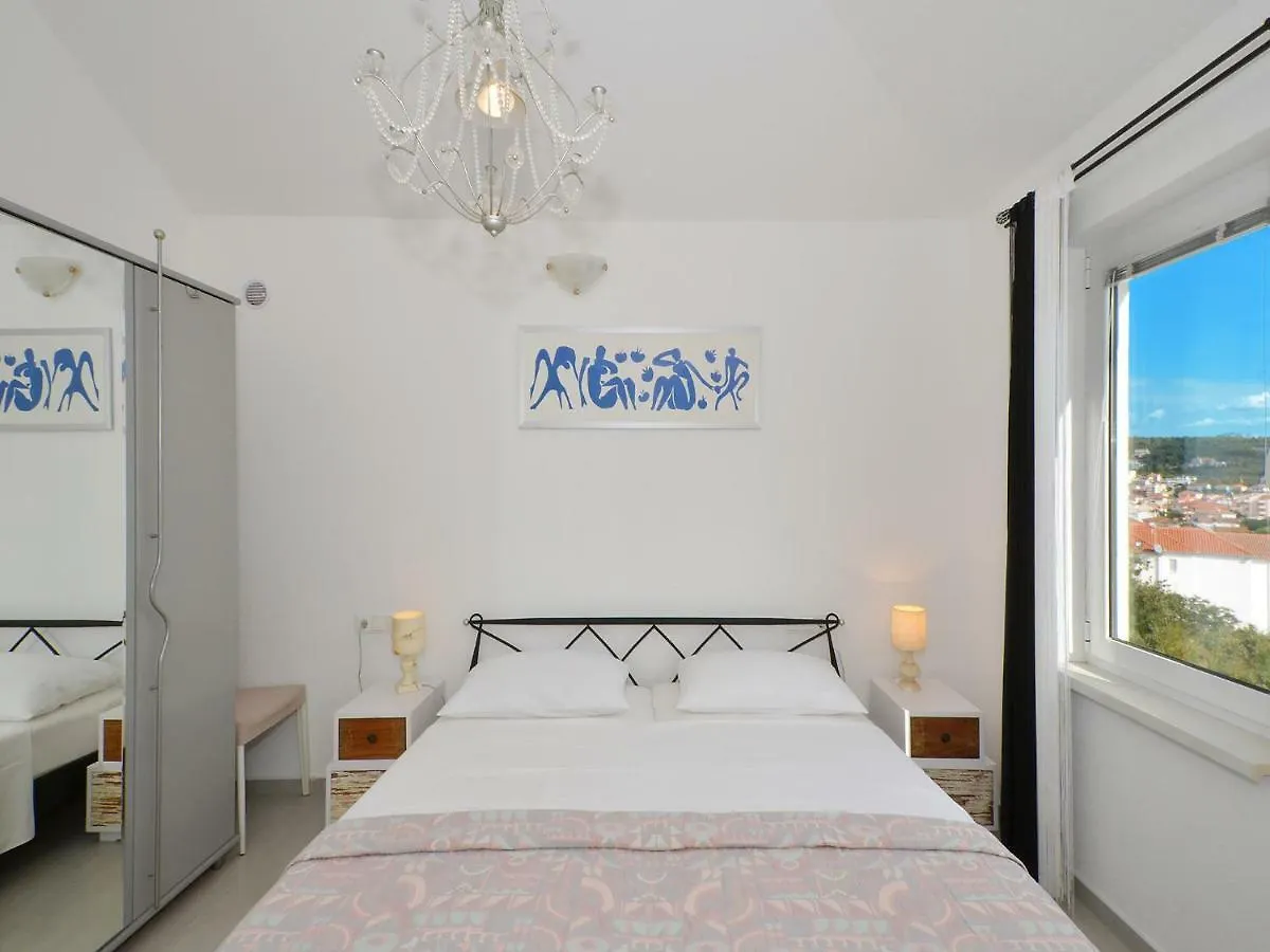 Dondras Residence Trogir 0*,  Kroatien